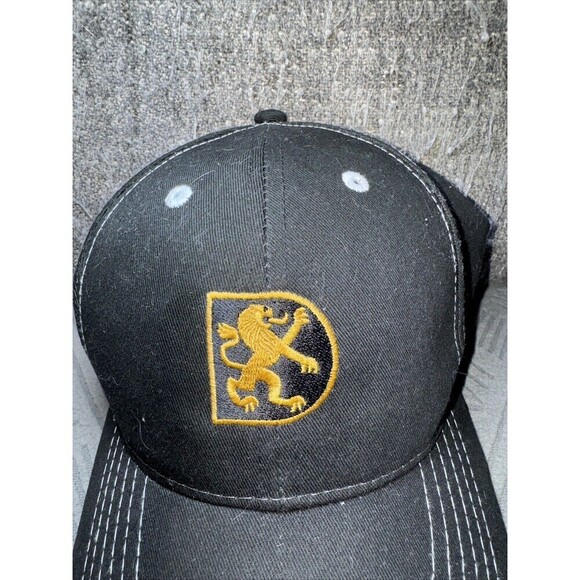 BLACK SPORTSMAN BLACK HAT WITH GOLD LOGO NWOT - Picture 2 of 5